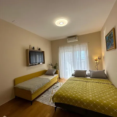 Apartment Karla Makarska
